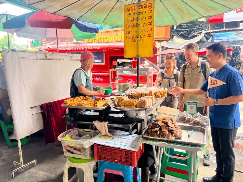 Chiang Mai 2-Hour Street Food Tour with Tastings - Who will enjoy this tour most?