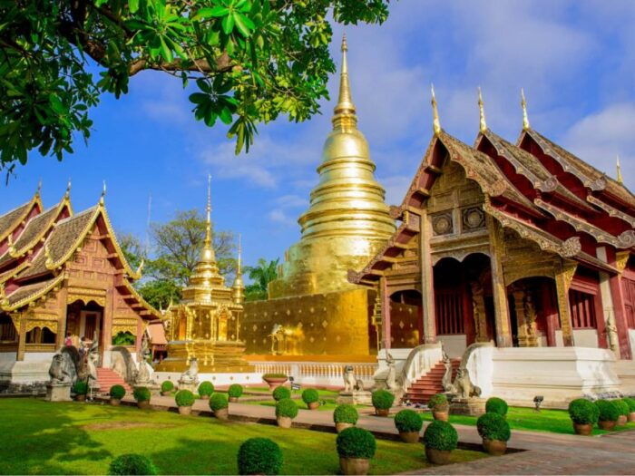 Chiang Mai: 3 Hour Old City and Temples Guided Walking Tour - Wat Phan Tao