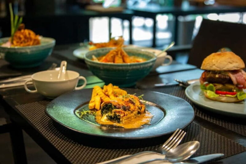 Chiang Mai: 4K Cafe by Cross Vibe Decem F&B Packages - An In-Depth Look at the 4K Café Experience
