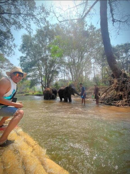 Chiang Mai: Bamboo Rafting and Wat Phra That Doi Kham - Questions You May Have