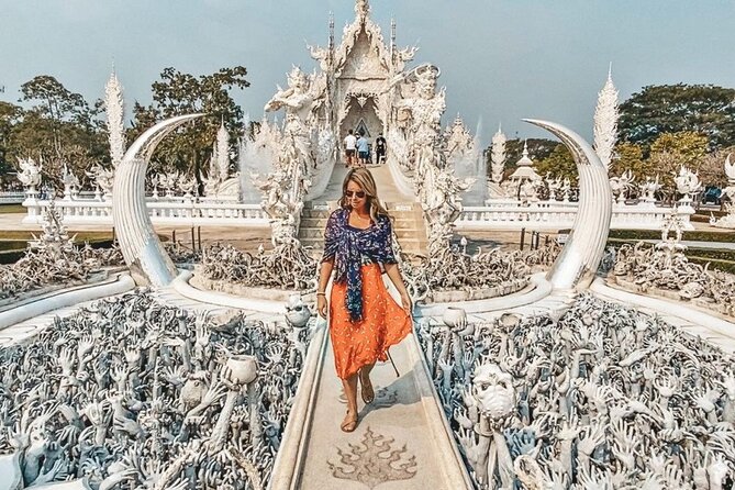 Chiang Mai - Burma - Laos Market: Thai White & Blue Temple, Black House, Etc. - The Allure of Thai White & Blue Temples