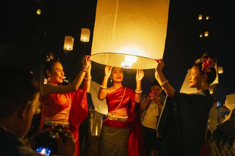 Chiang Mai: CAD New Year Countdown 2027 with Sky Lanterns - Who Would Love This Experience?