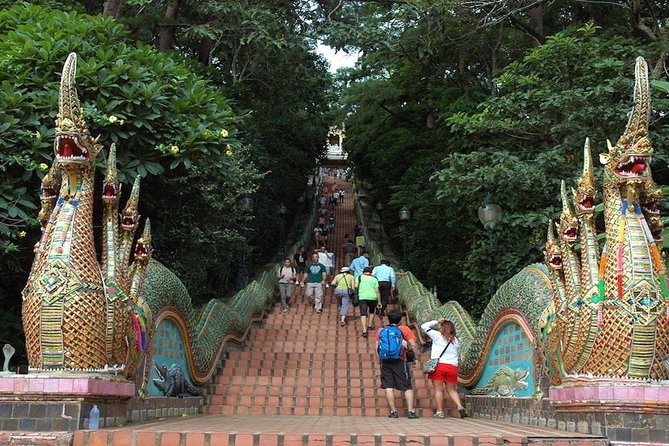 Chiang Mai: Chiang Mai City and Temples With Pick up - Hotel Pickup and Drop-off