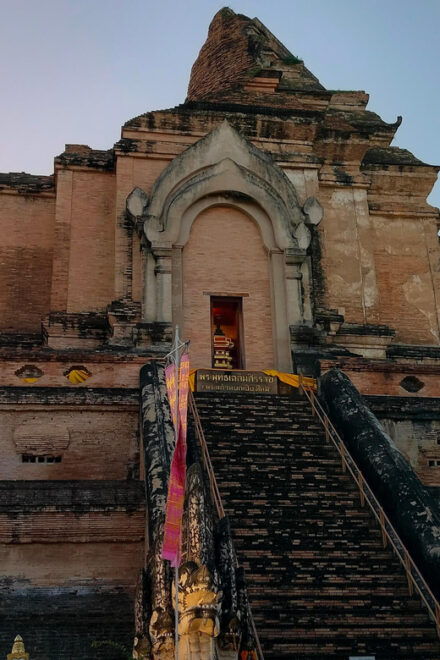 Chiang Mai: Chiang Mai Old City Twilight Walking Tour - Sustainable Travel Practices