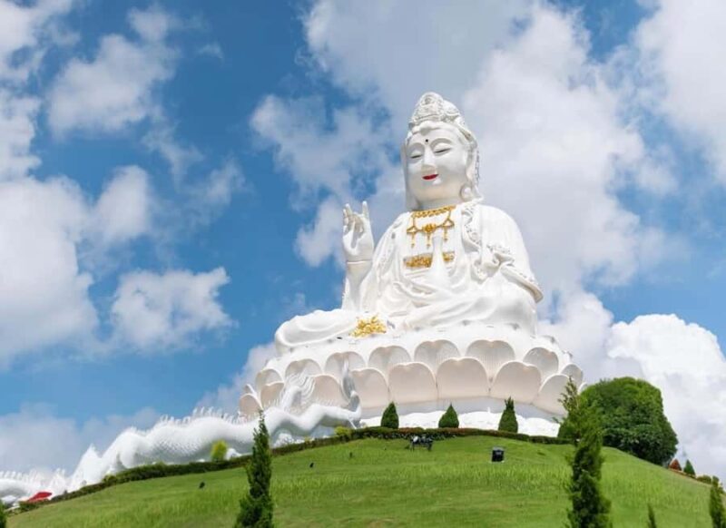 Chiang Mai: Chiang Rai 3 Temples Tour & Magical Lalitta Cafe - An In-Depth Look at the Tour Experience