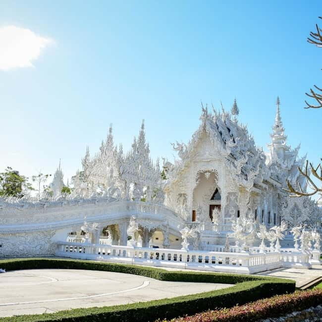 Chiang Mai: Chiang Rai Famous Temples & Hot Springs Day Trip - FAQs