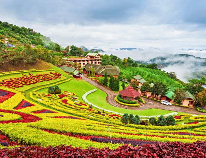Chiang Mai: Chiang Rai Highlights & Scenic Landscapes Tour - Itinerary Highlights