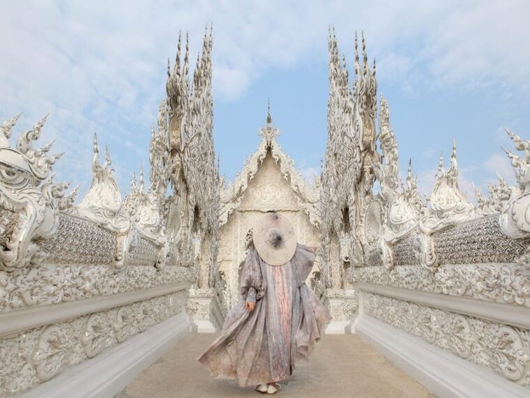 Chiang Mai: Chiang Rai White Temple and Blue Temple Day Tour - Transportation Details