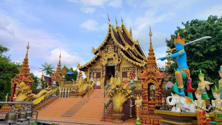 Chiang Mai: Chiang Rai White Temple and Blue Temple Day Tour - Pickup and Meeting Point