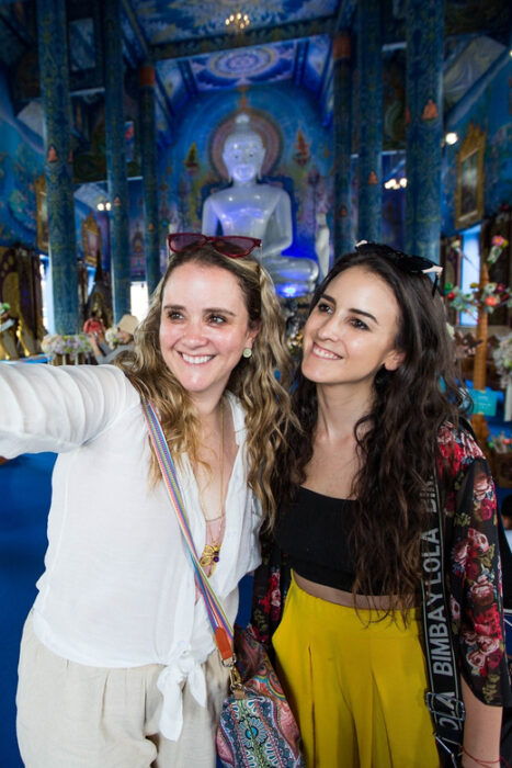 Chiang Mai: Chiang Rai White Temple and Blue Temple Day Tour - What to Bring