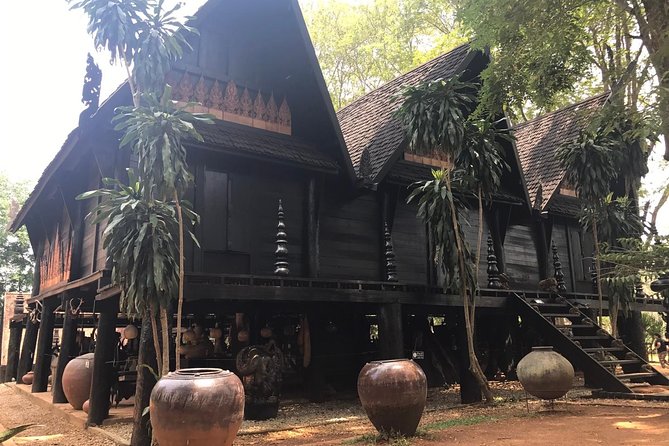 Chiang Mai-Chiang Rai:White-Black-Blue Temple-Golden Triangle-Keren-Boat Trip - Common Questions