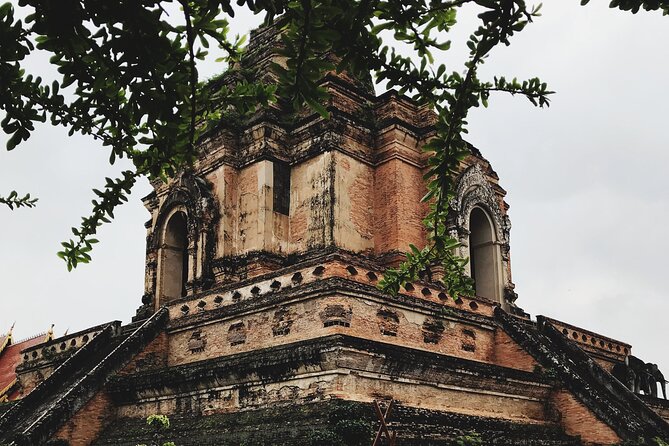 Chiang Mai City Tour With Famous Temples and Viewpoint - Temple of the Emerald Buddha