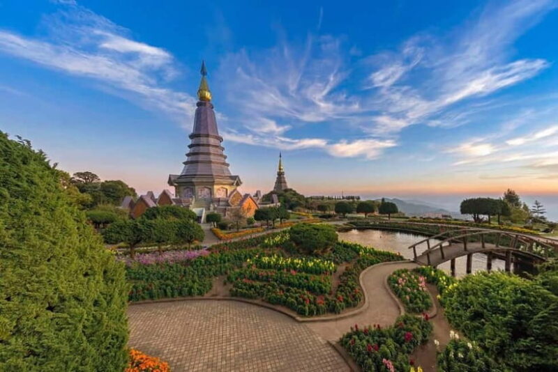 Chiang Mai: Doi Inthanon National Park Sightseeing Tour - The King and Queen Pagodas: Iconic and Picturesque
