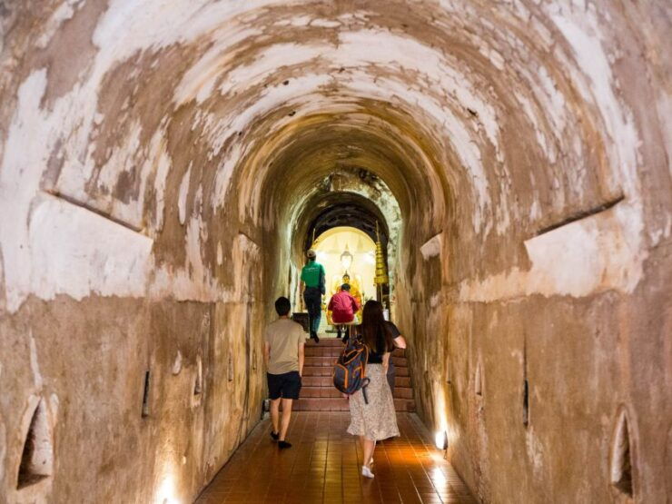 Chiang Mai: Doi Suthep and Wat Umong Enchanting Evening Tour - Pickup and Meeting Point