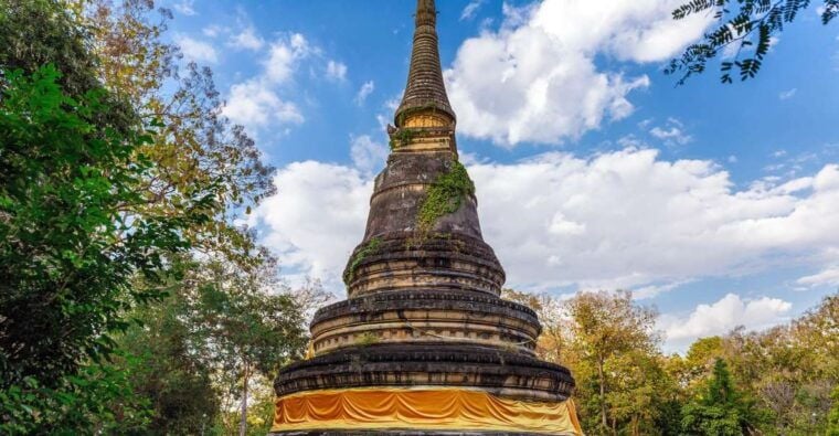 Chiang Mai: Doi Suthep, Wat Umong, and Pha Lat Sunrise Tour - Uncovering Wat Umong