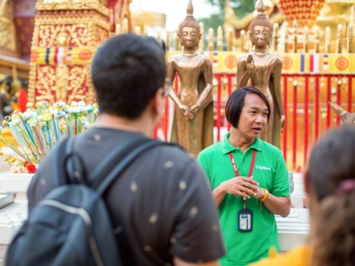 Chiang Mai: Doi Suthep, Wat Umong, and Pha Lat Sunrise Tour - Tour Group Size and Languages