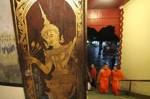 Chiang Mai: Doi Suthep & Wat Umong Twilight Tour With Pickup - Common Questions
