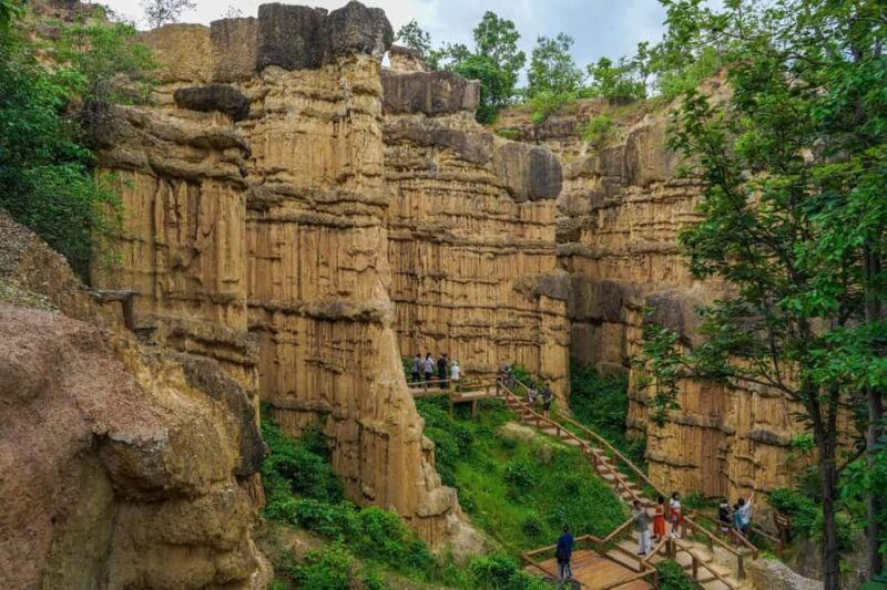 Chiang Mai: Elephant Sanctuary & Pha Chor Canyon - Good To Know