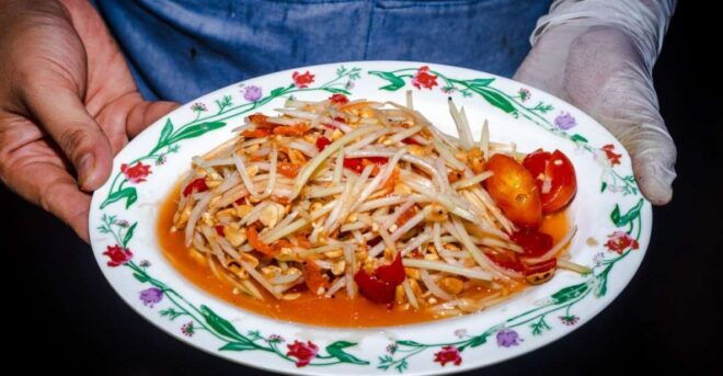 Chiang Mai Food Tour With 15 Tastings - Full Description