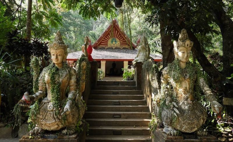 Chiang Mai: Half day Doi Suthep and Meo Village - Booking details to check before you go