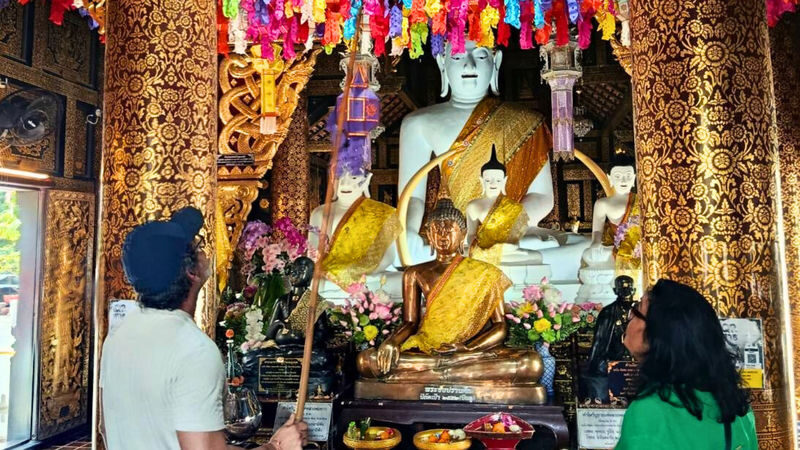 Chiang Mai Half-Day Temples & Hidden Gems Small Group Tour - Guides who make history easy to follow