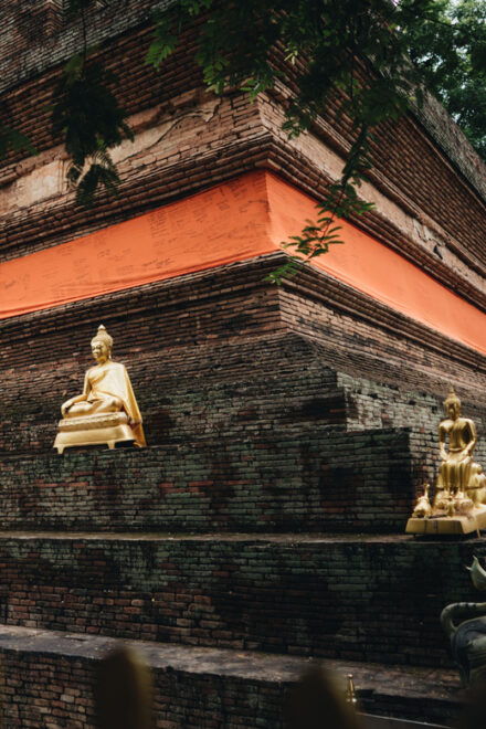 Chiang Mai: Highlight Tour With Tasting & Spa - Cultural Exploration at Wat Lok Moli