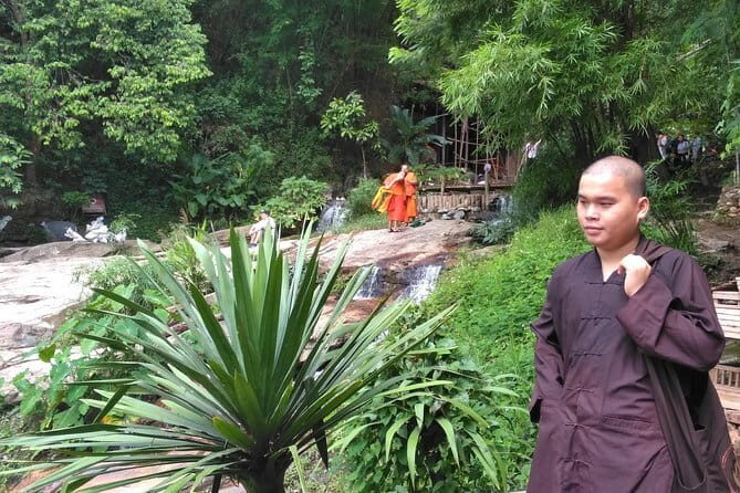 Chiang Mai: Inthanon, Elephant Sanctuary Observation & Waterfall - FAQ
