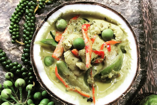สวัสดีครับ! ยินดีต้อนรับสู่การเรียนรู้เกี่ยวกับครัวไทยครับ - Essential Thai Cooking Techniques
