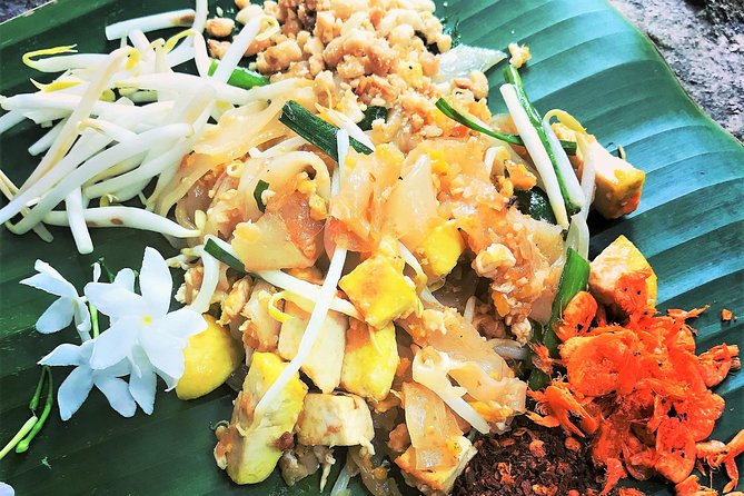 สวัสดีครับ! ยินดีต้อนรับสู่การเรียนรู้เกี่ยวกับครัวไทยครับ - Popular Thai Dishes