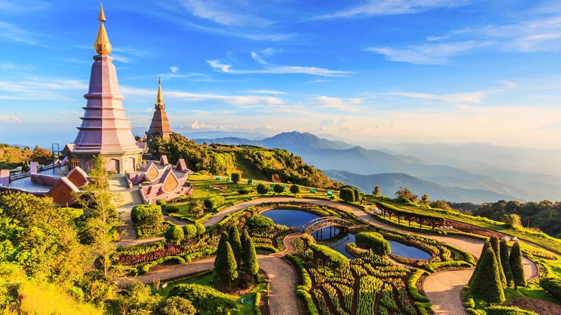 Chiang Mai Kew Mae Pan Nature Trail & Doi Inthanon Full-Day Tour - The long road from Chiang Mai to Doi Inthanon