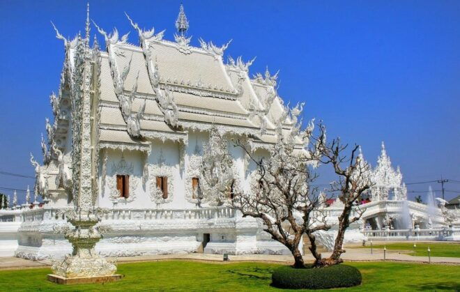 Chiang Mai: Long Neck Village & Chiang Rai's Iconic Temples - Additional Information