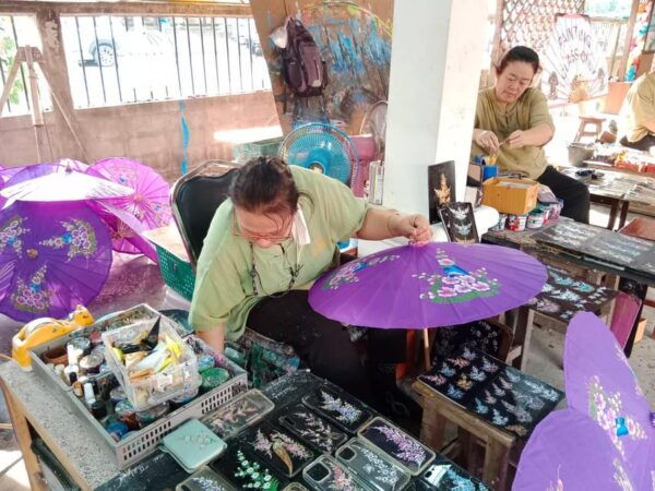 Chiang Mai: Mae Kampong Village, Hot Springs & Bor Sang Tour - Tour Inclusions and Exclusions