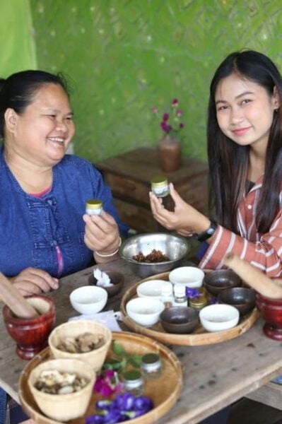 Chiang Mai : Making Herbal Ball And Inhaler - Questions You May Have