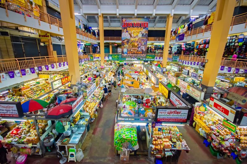 Chiang Mai Michelin Food Walking Tour - Ton Lamyai and Warorot Market