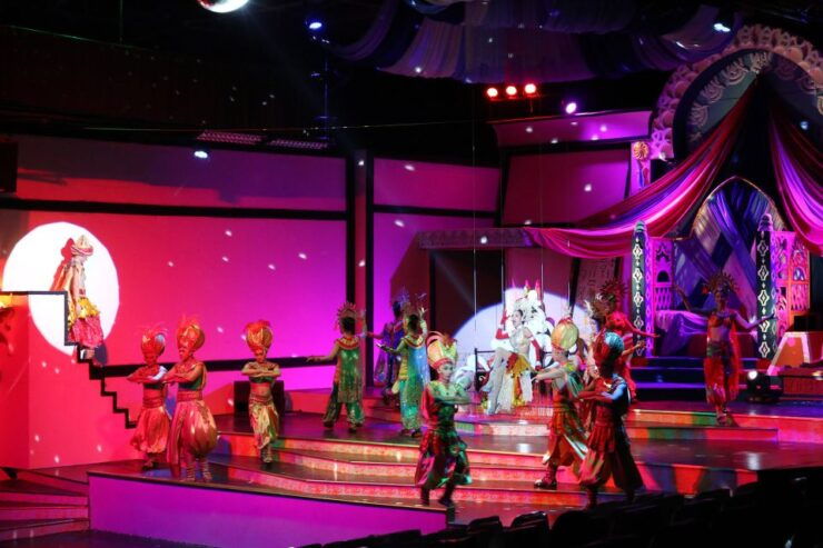 Chiang Mai: Miracle Cabaret With Private Transfer - Experience Highlights