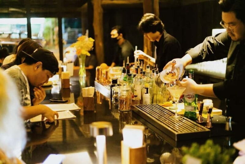 Chiang Mai: Moment's Notice Jazz Club F&B Packages - The Venue and Atmosphere