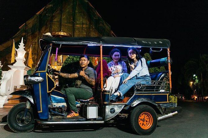 Chiang Mai Moonlight : Small Group Tuk Tuk Experience - Indulge in Authentic Thai Cuisine and Night Markets