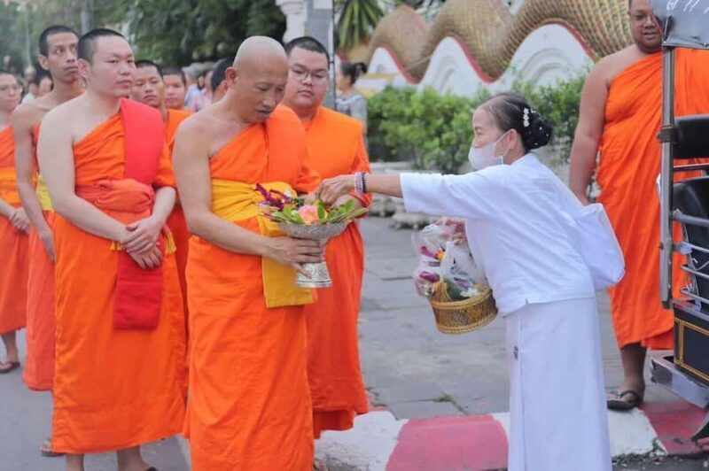 Chiang Mai: Morning Lanna Cultural Experience Tour - Creating Floral Offerings: Sacred Art Passed Down