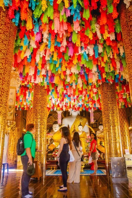 Chiang Mai Old City & Temples Guided Walking Tour - 3 Hrs - Wat Chedi Luang: A City Landmark With a Monumental Stupa