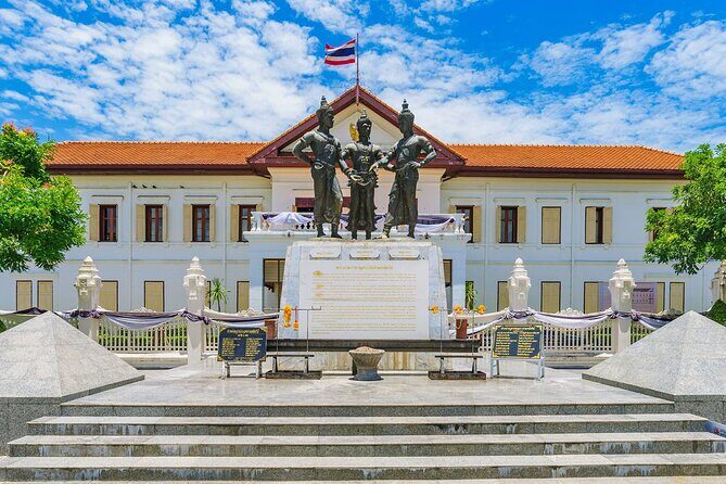 Chiang Mai Old City Walking Tour Temples Gates Lanna Stories - Good To Know  