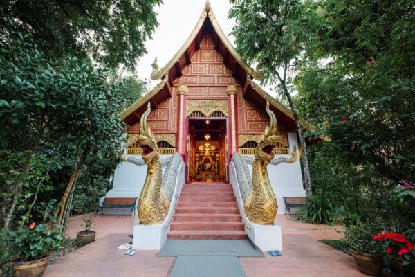 Chiang Mai: Private Doi Suthep-Chiang Mai City Temple Tour - Dress Code Requirements