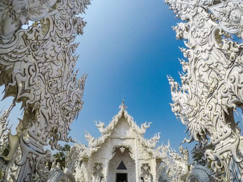 Chiang Mai: Private to White, Blue Temple & Black House - Coffee Break & Return Journey