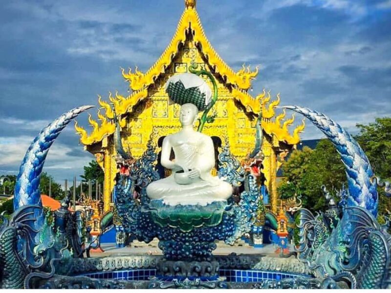 Chiang Mai: Private to White, Blue Temple & Black House - Return to Chiang Mai