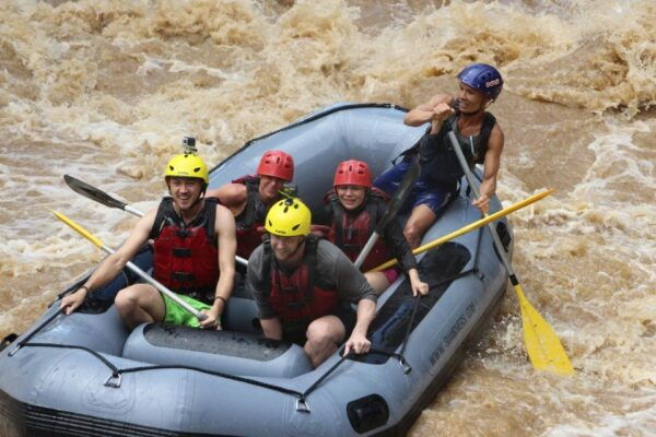 Chiang Mai Rafting in Mae Taeng River With Thai Buffet - Common Questions