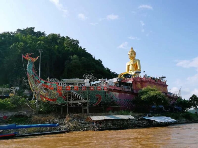 Chiang Mai: Red Temple Golden Triangle Boat Trip Free Lunch - Transportation & Comfort