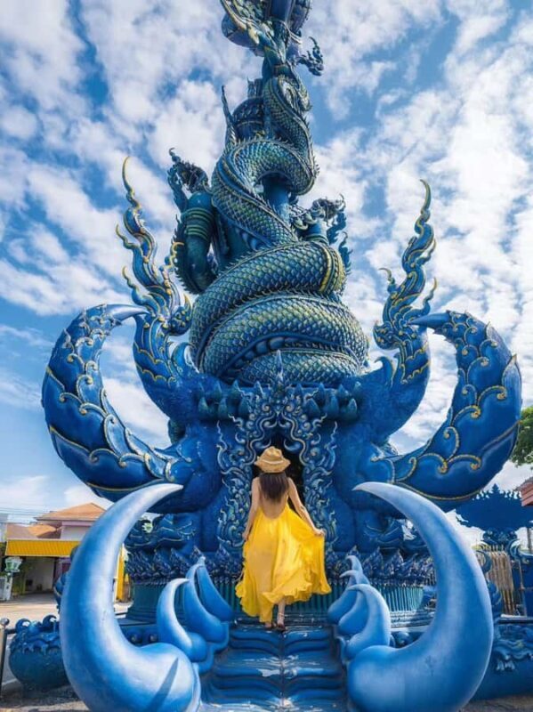 Chiang Mai: Red Temple Golden Triangle Boat Trip Free Lunch - Guides & Local Insights