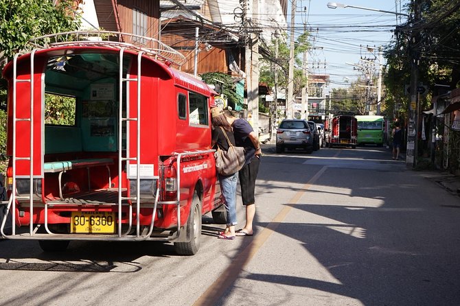 Chiang Mai RED TUK TUK City Tour: Famous View Point, Attractions & Doi Suthep - Common Questions
