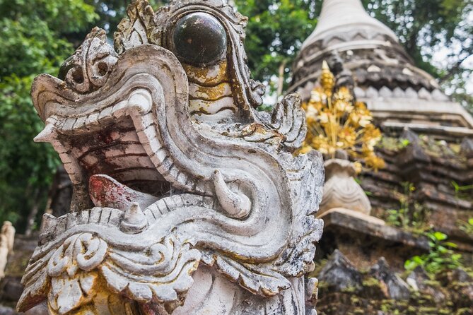 Chiang Mai Shared City Tour With Famous Temples - Second Stop With Water