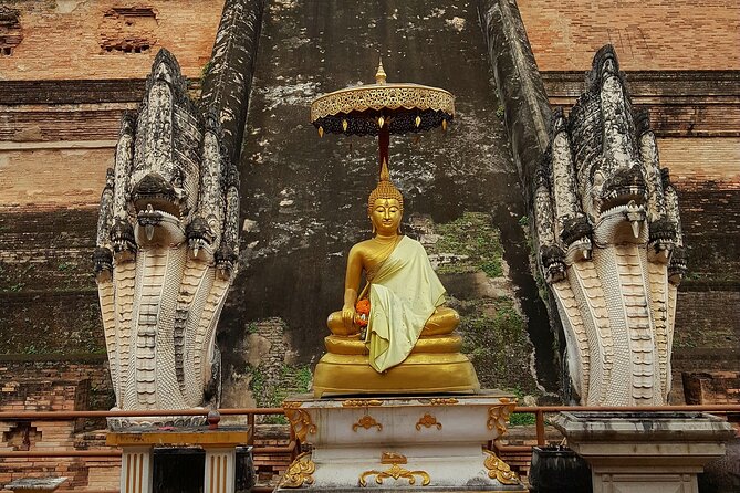 Chiang Mai Shared City Tour With Famous Temples - Tour Guide Noom