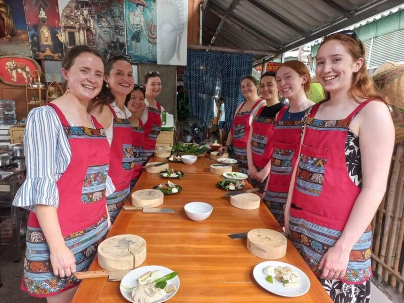 Chiang Mai: Small Group Thai Cooking Class With Market Tour - Good To Know
